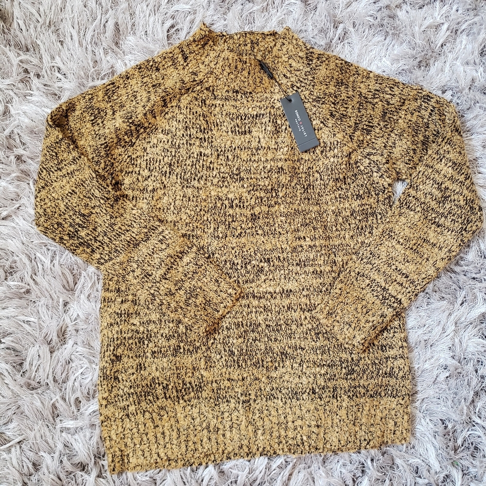 Romeo and Juliet Couture Camel Mock Neck Sweater